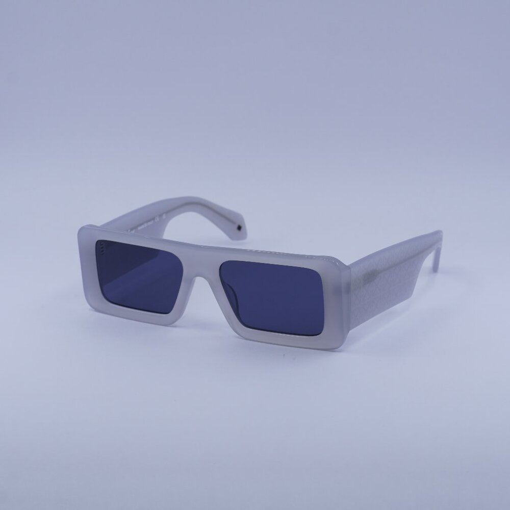 Off-White OERI140 TROY 0945 Sunglasses Grey Rectangle Frame, Blue Lenses